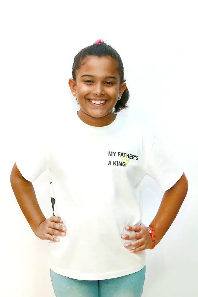 My Father's a King - White Kids Tshirt - Unisex (Green Letters) (3-4)